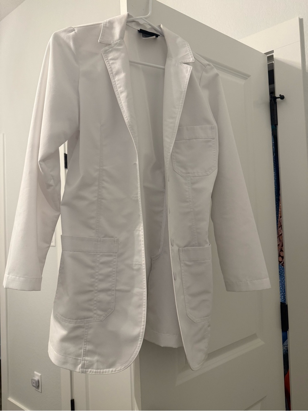 Greys Anatomy white lab coat